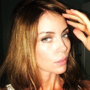 Meet your Posher, Corinne